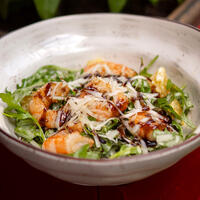 купить Руккола с креветками Руккола с креветками заказать доставку ROJO ресторан Алматы